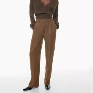 Aritzia Effortless Pant
